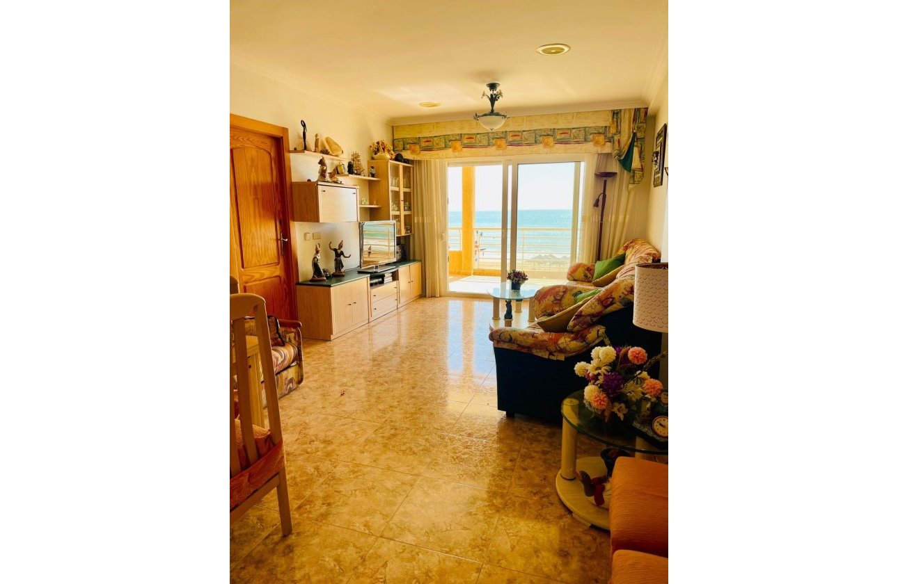 Revente - Appartement -
Torrevieja - La Mata