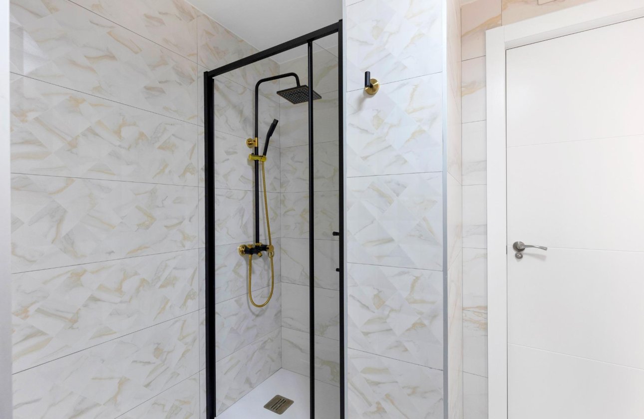 Revente - Appartement -
Torrevieja - La Mata