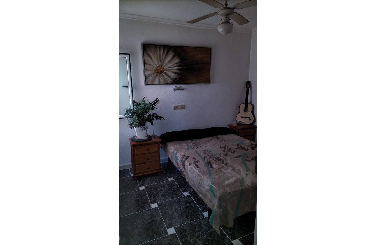 Revente - Appartement -
Torrevieja - La Mata