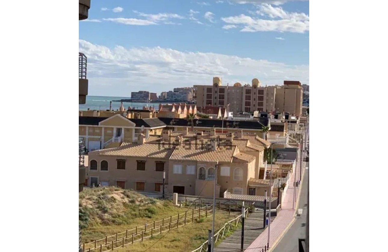 Revente - Appartement -
Torrevieja - La Mata