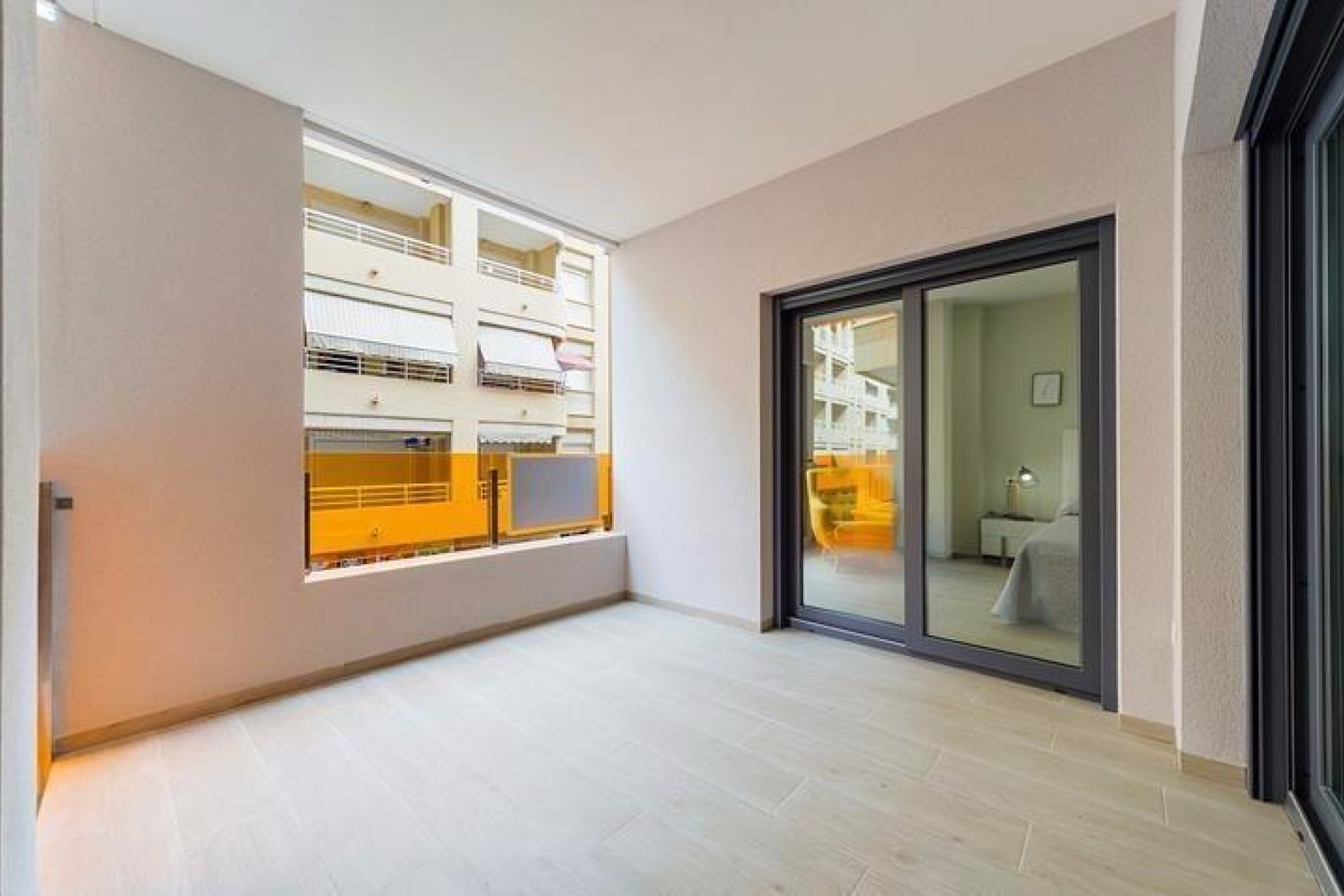 Revente - Appartement -
Torrevieja - La Mata