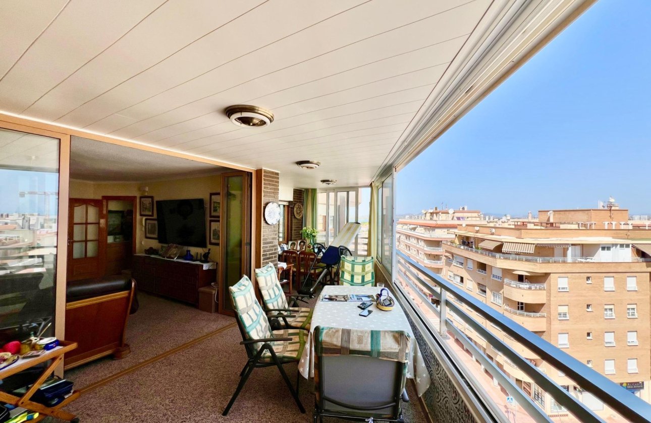 Revente - Appartement -
Torrevieja - La Mata