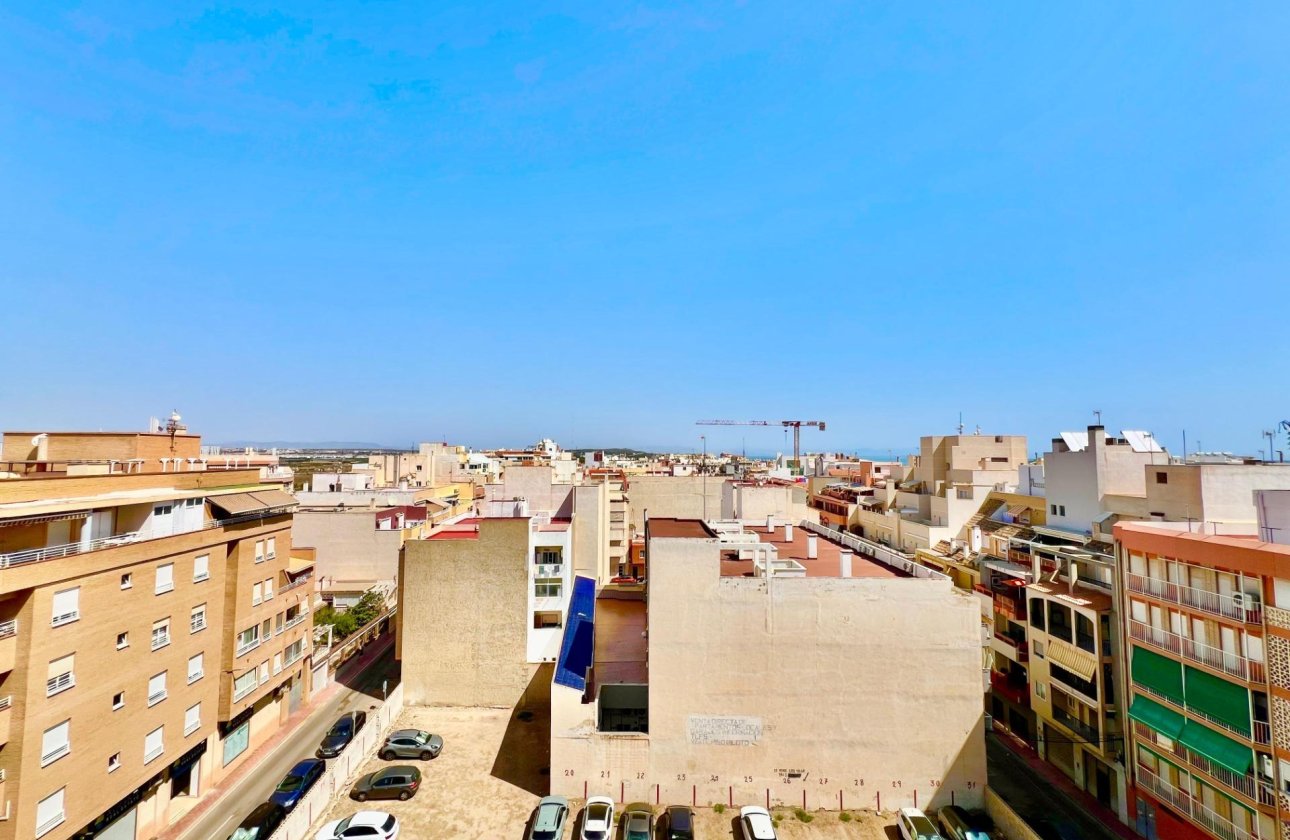 Revente - Appartement -
Torrevieja - La Mata