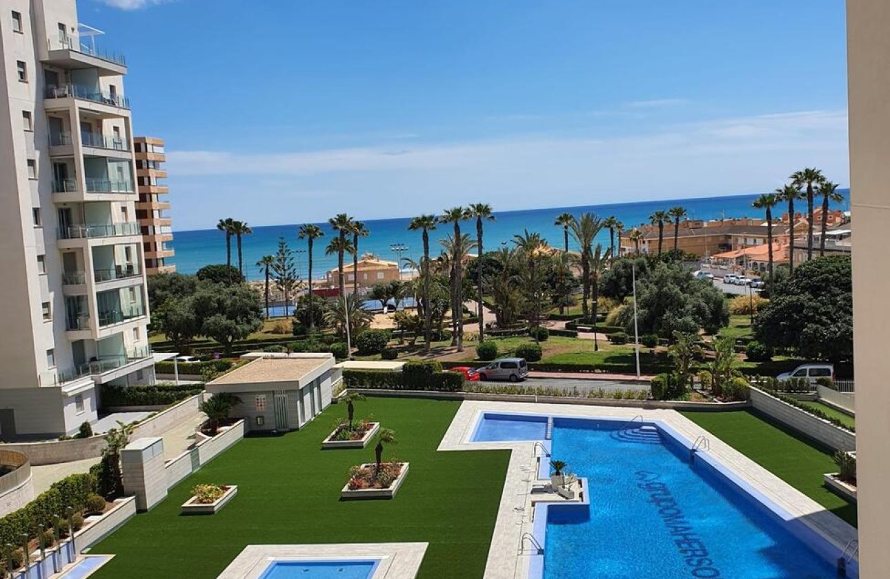 Revente - Appartement -
Torrevieja - La Mata
