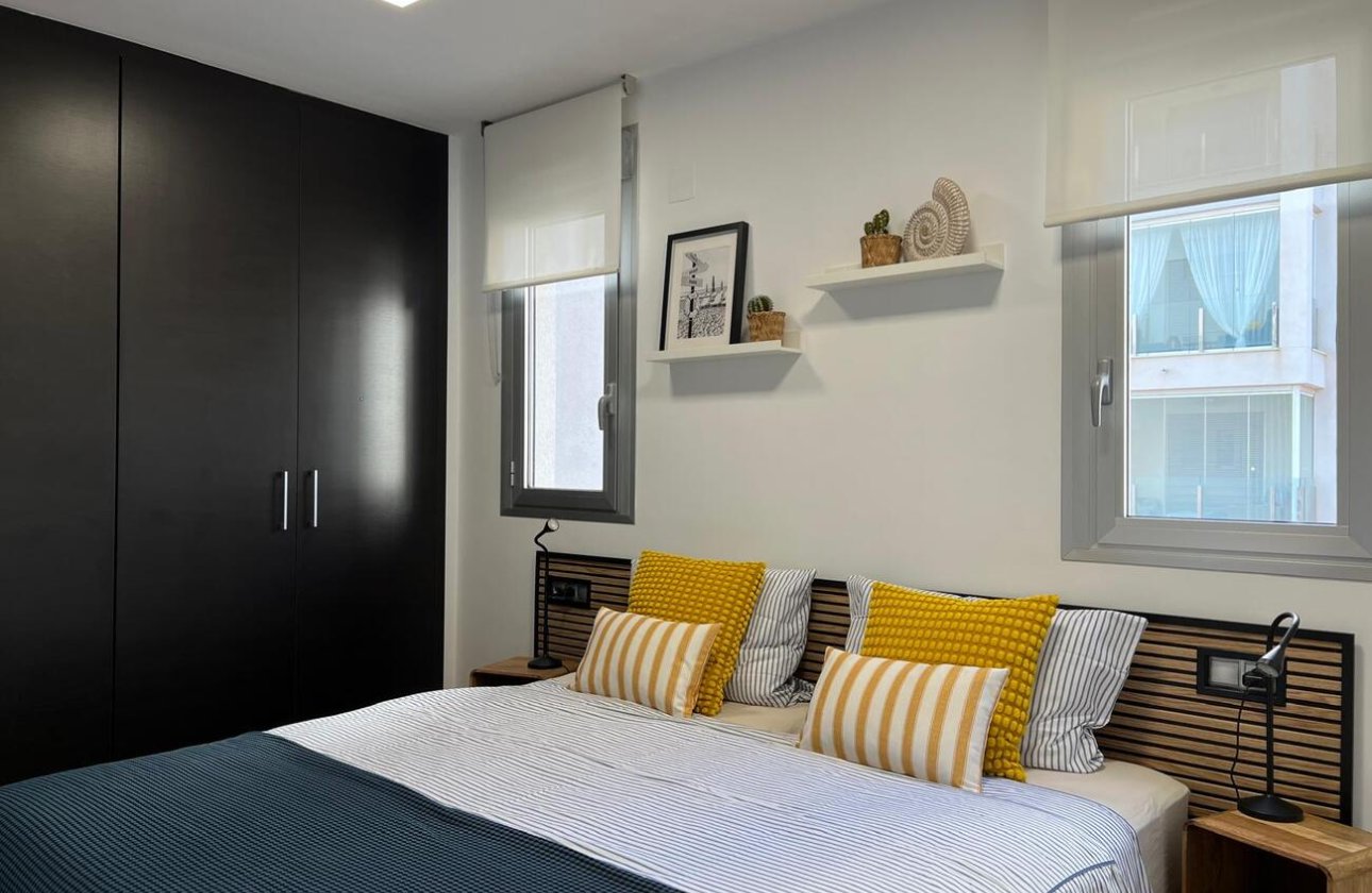 Revente - Appartement -
Torrevieja - La Mata