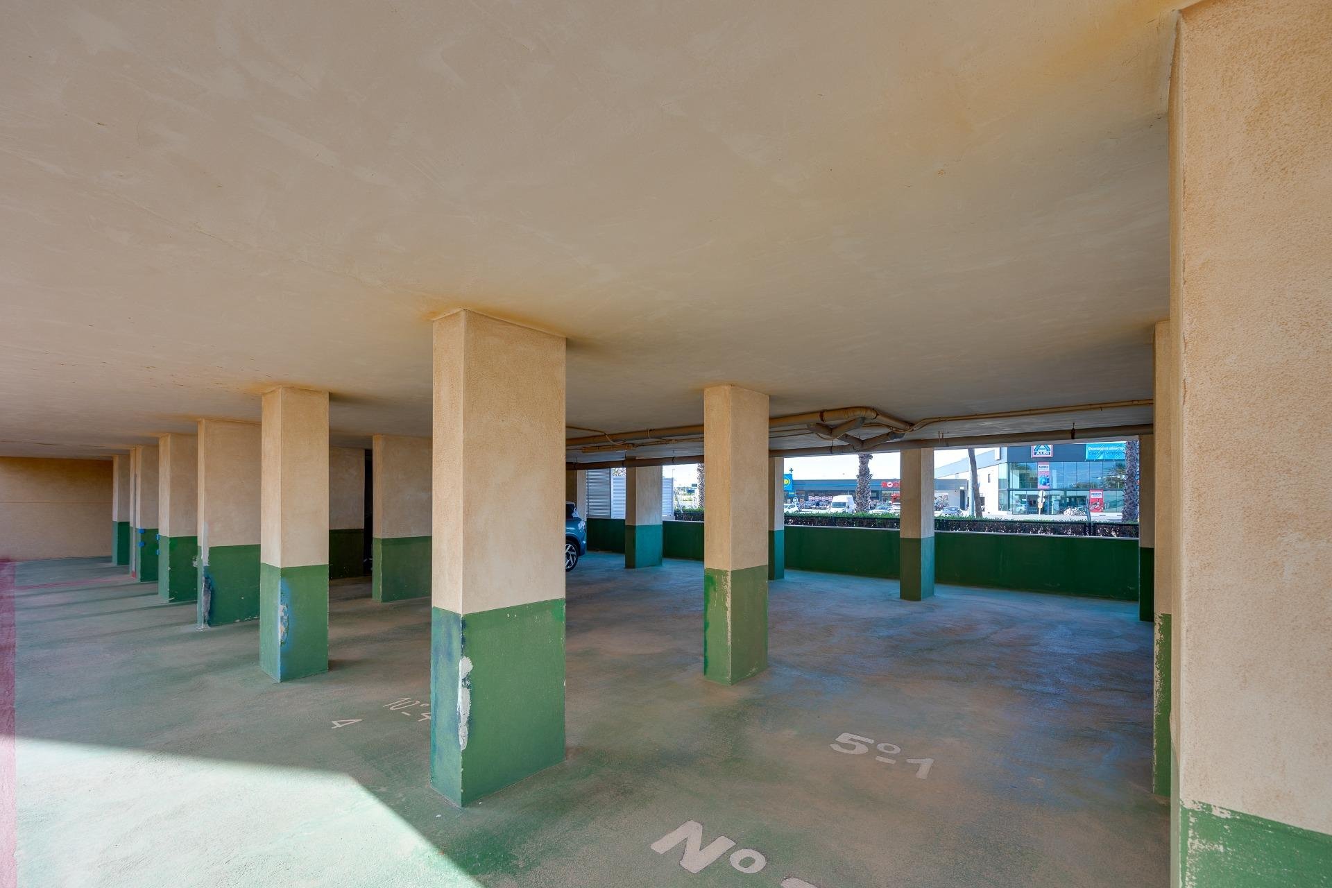 Revente - Appartement -
Torrevieja - La Veleta