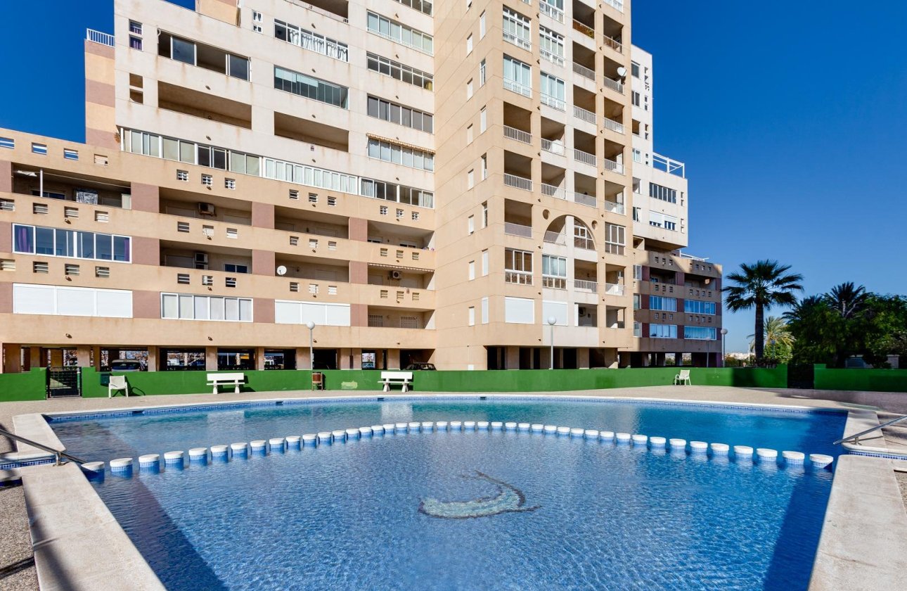 Revente - Appartement -
Torrevieja - La Veleta