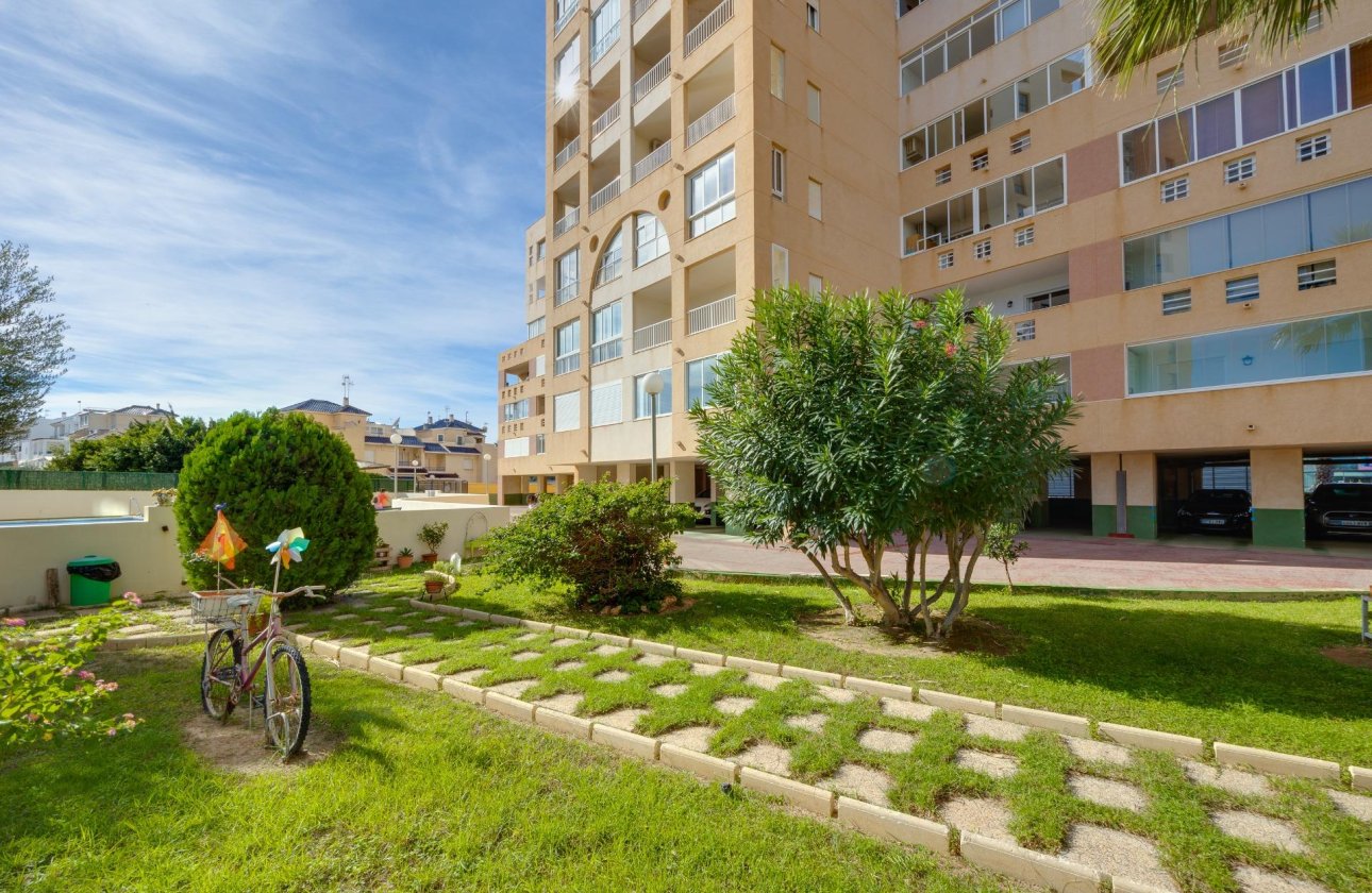 Revente - Appartement -
Torrevieja - La Veleta