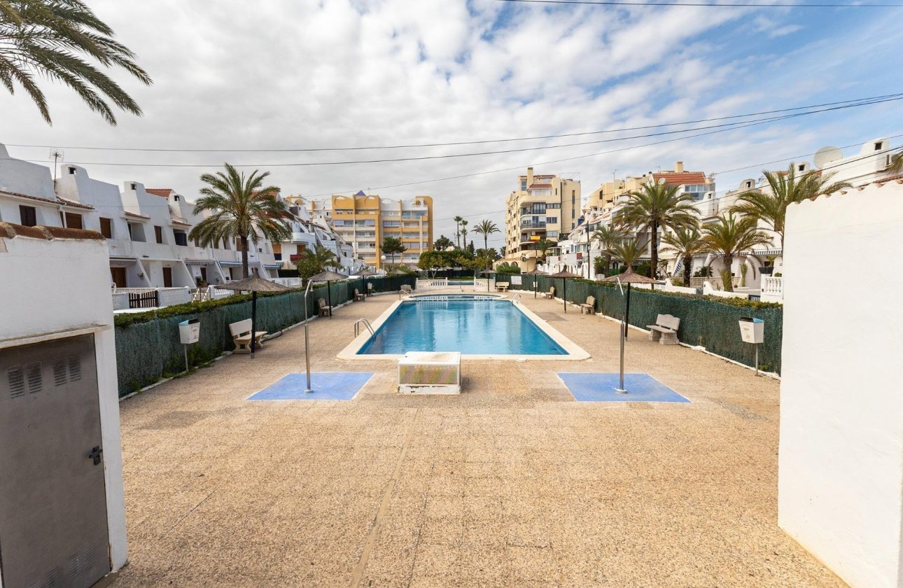 Revente - Appartement -
Torrevieja - La Veleta