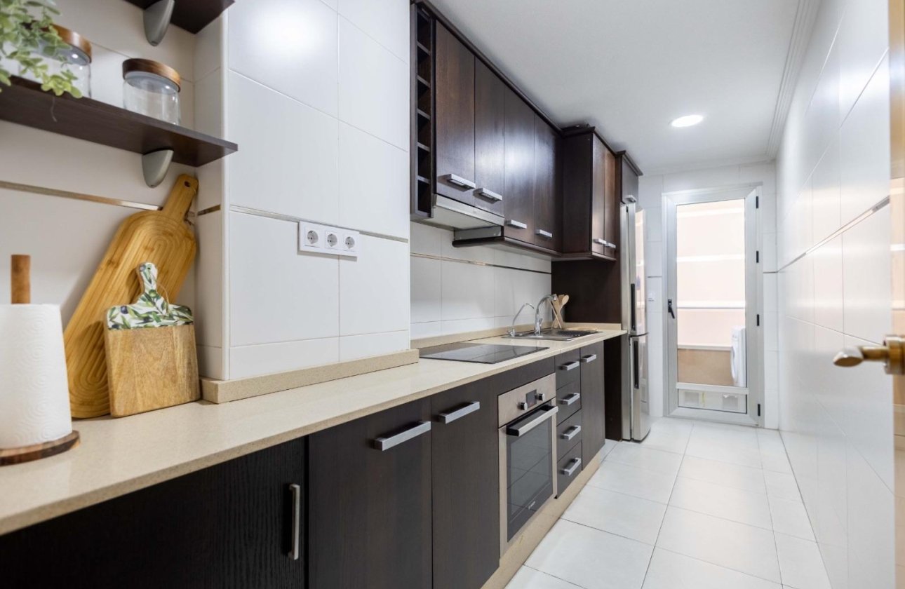 Revente - Appartement -
Torrevieja - Las Calas