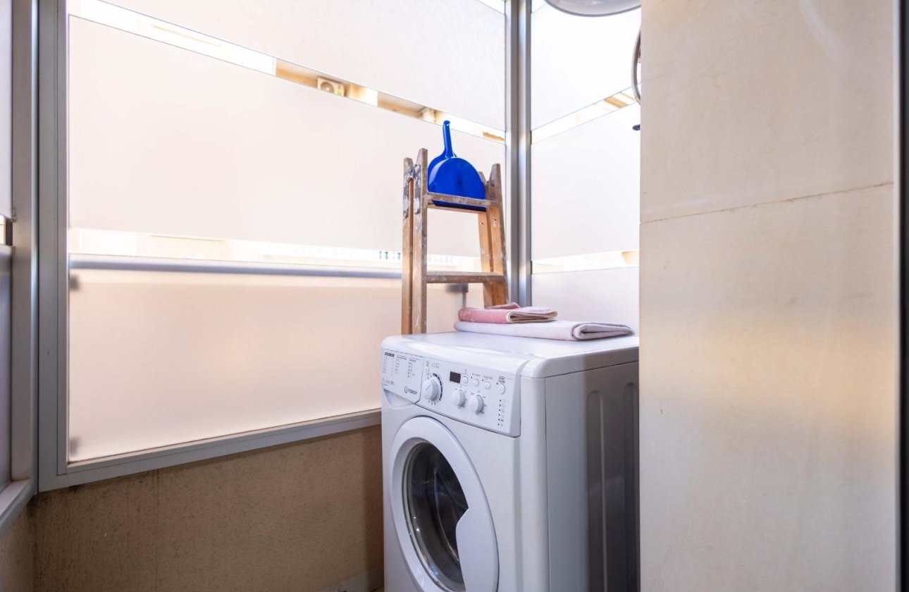Revente - Appartement -
Torrevieja - Las Calas