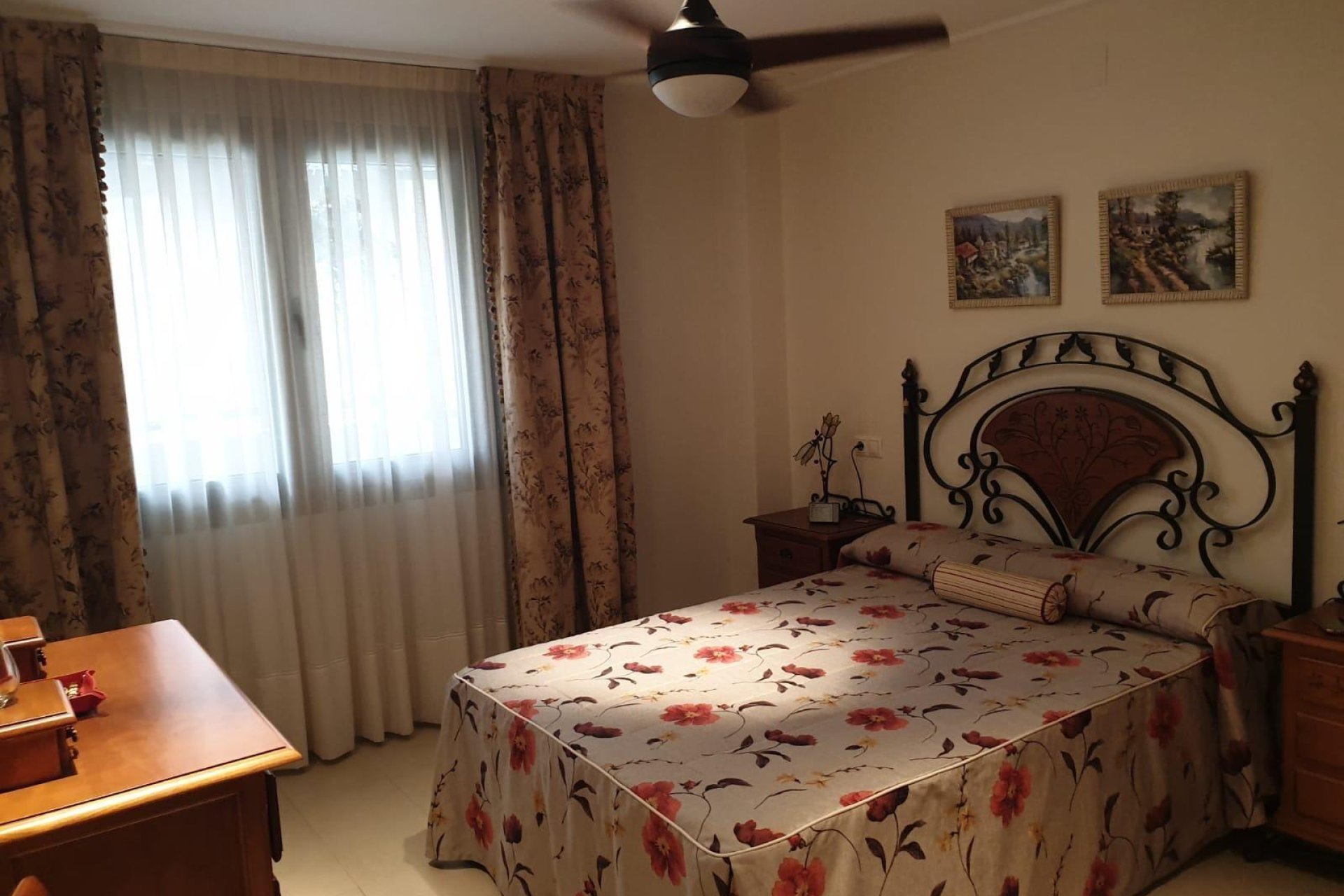 Revente - Appartement -
Torrevieja - Las Piscinas Naturales