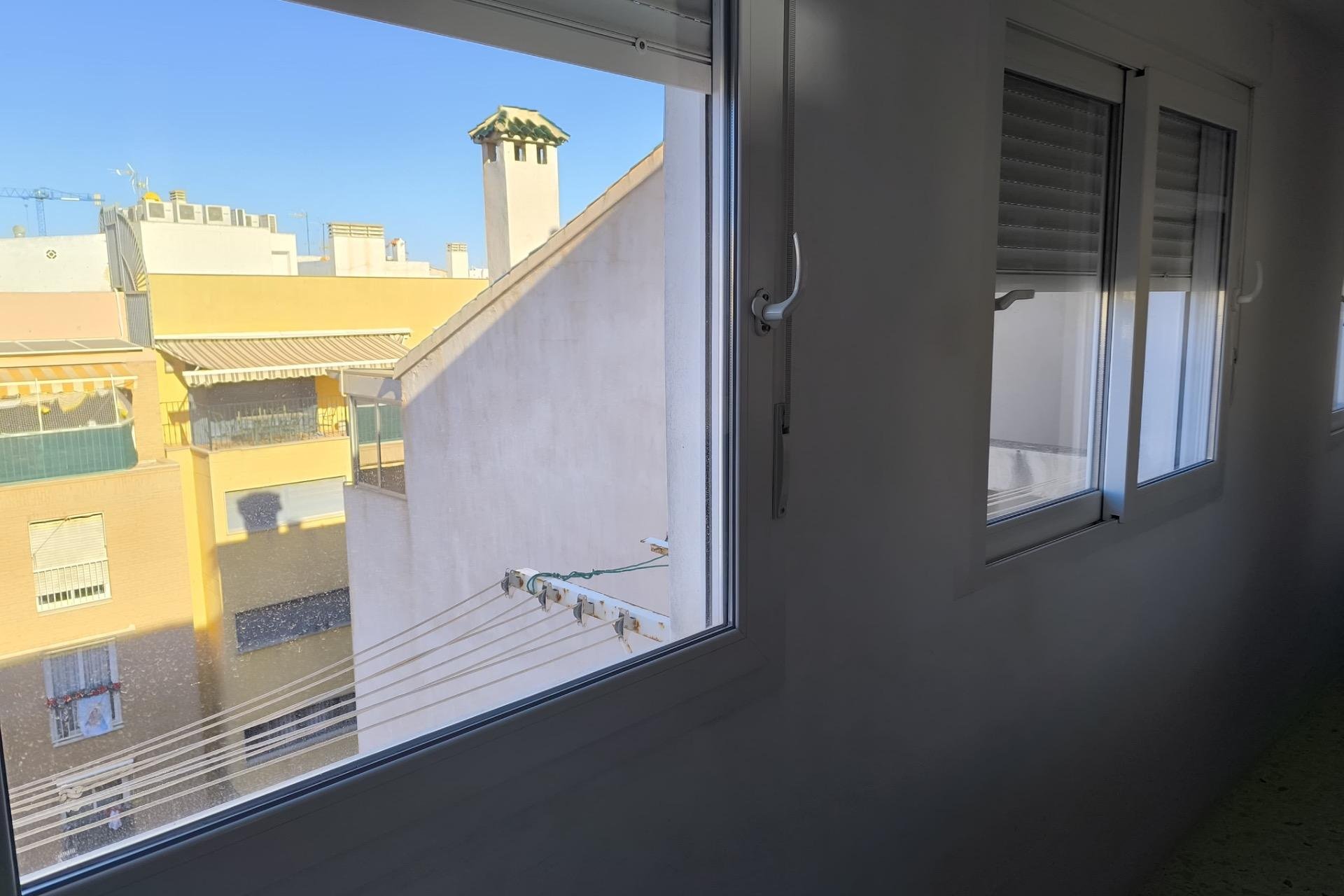 Revente - Appartement -
Torrevieja - Las Piscinas Naturales