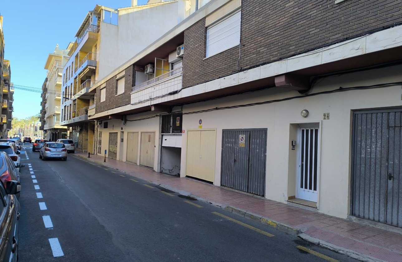 Revente - Appartement -
Torrevieja - Las Piscinas Naturales