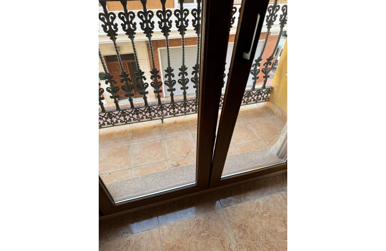 Revente - Appartement -
Torrevieja - Las Piscinas Naturales