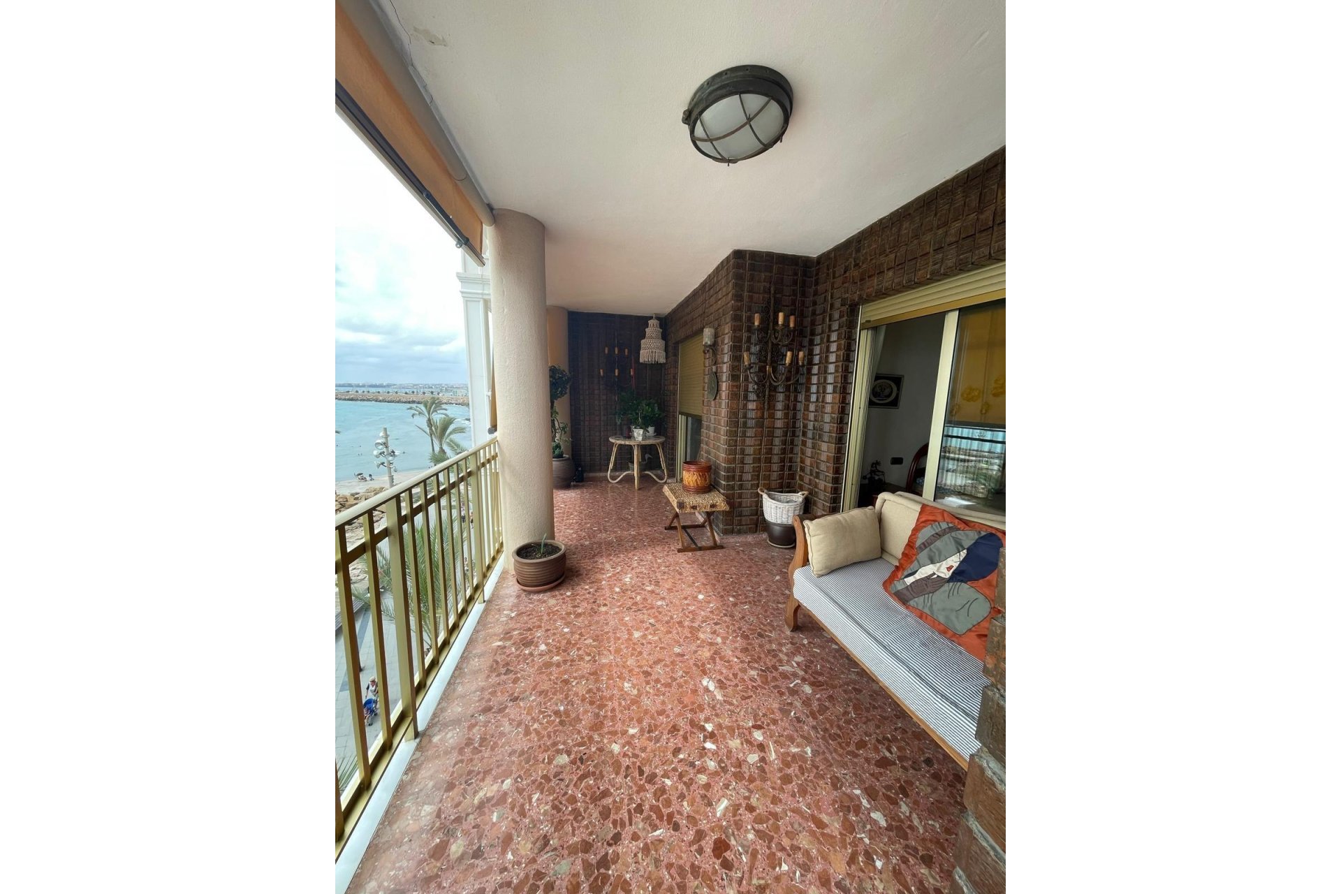 Revente - Appartement -
Torrevieja - Las Piscinas Naturales