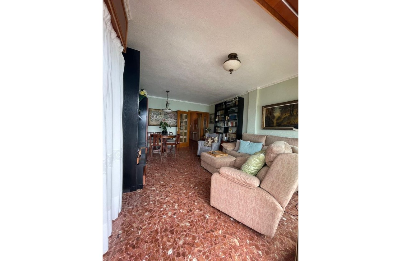 Revente - Appartement -
Torrevieja - Las Piscinas Naturales