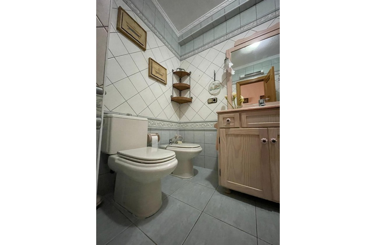 Revente - Appartement -
Torrevieja - Las Piscinas Naturales