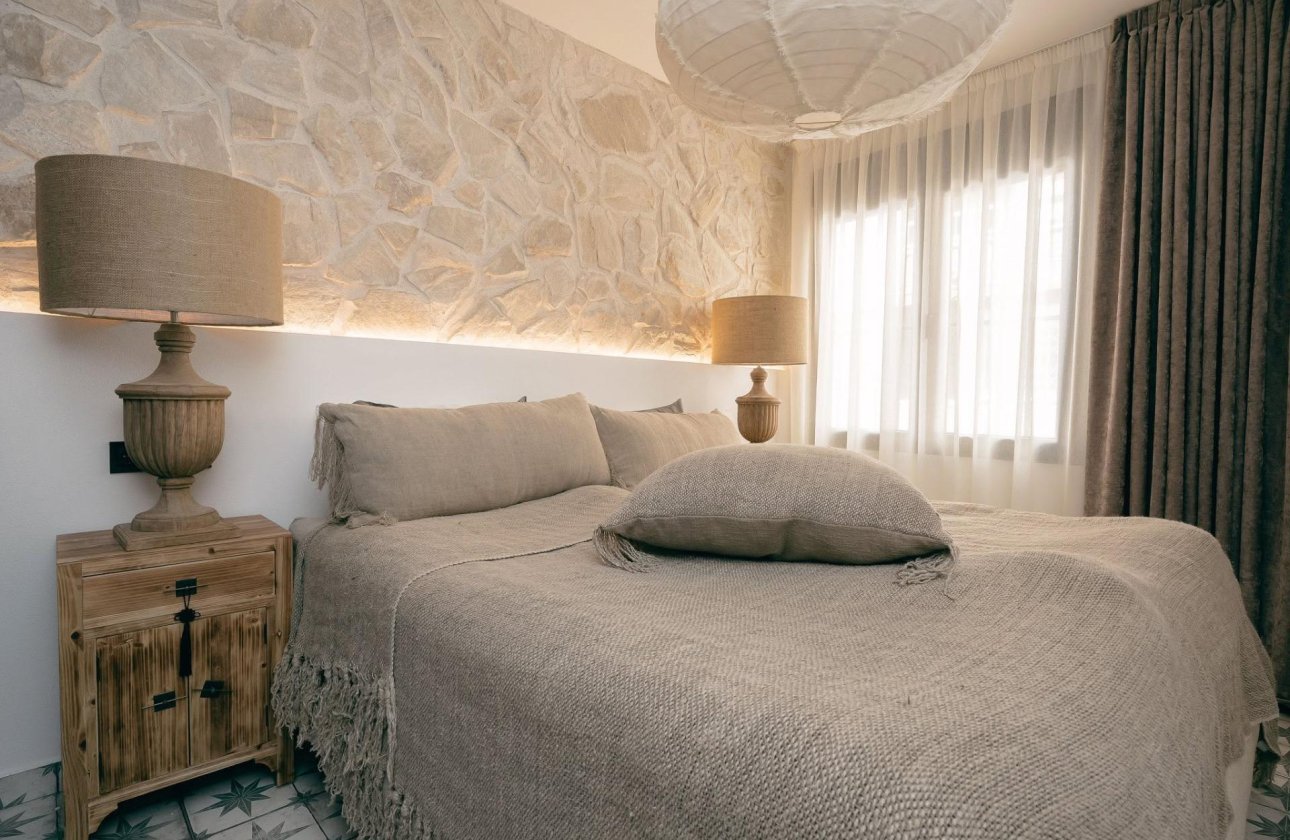 Revente - Appartement -
Torrevieja - Las Piscinas Naturales