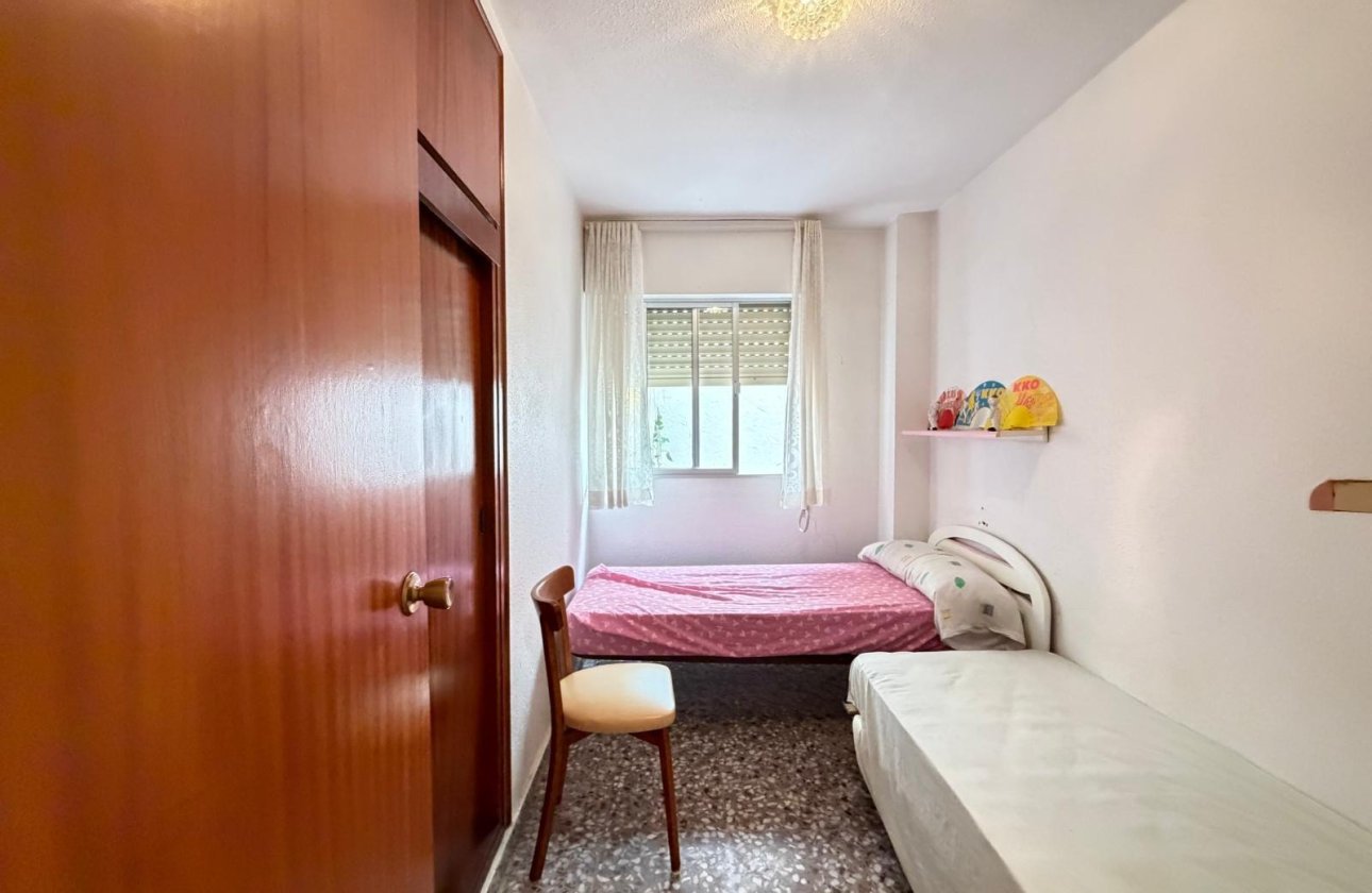 Revente - Appartement -
Torrevieja - Las Piscinas Naturales