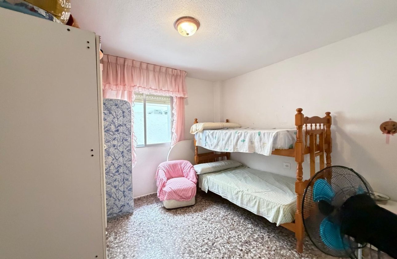 Revente - Appartement -
Torrevieja - Las Piscinas Naturales