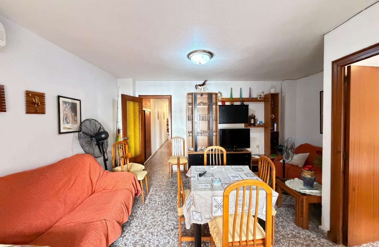 Revente - Appartement -
Torrevieja - Las Piscinas Naturales