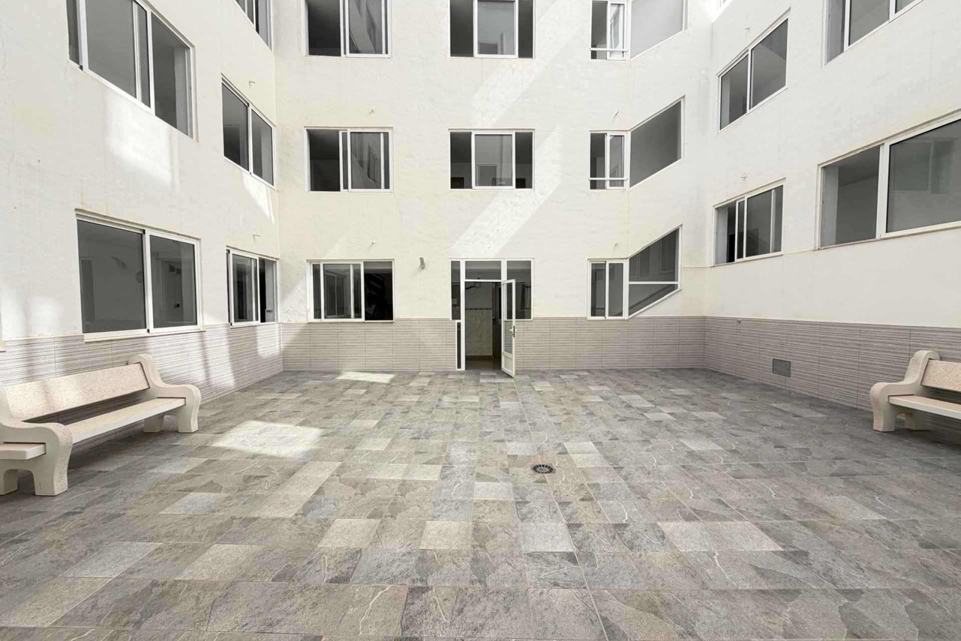 Revente - Appartement -
Torrevieja - Las Piscinas Naturales