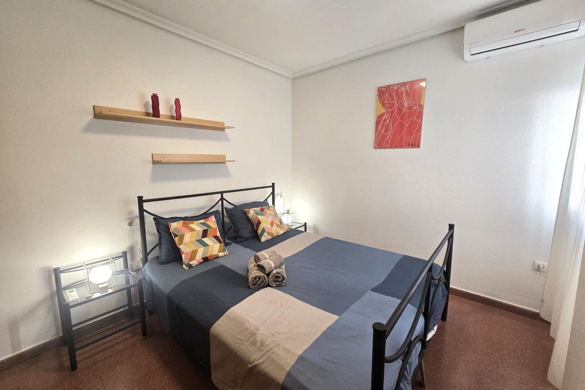Revente - Appartement -
Torrevieja - Las Piscinas Naturales