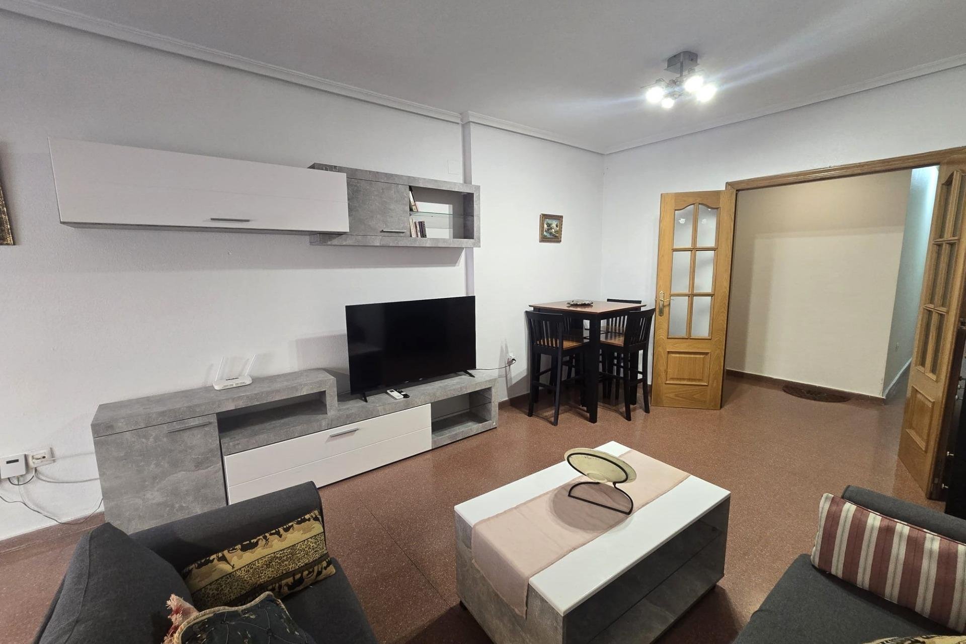 Revente - Appartement -
Torrevieja - Las Piscinas Naturales
