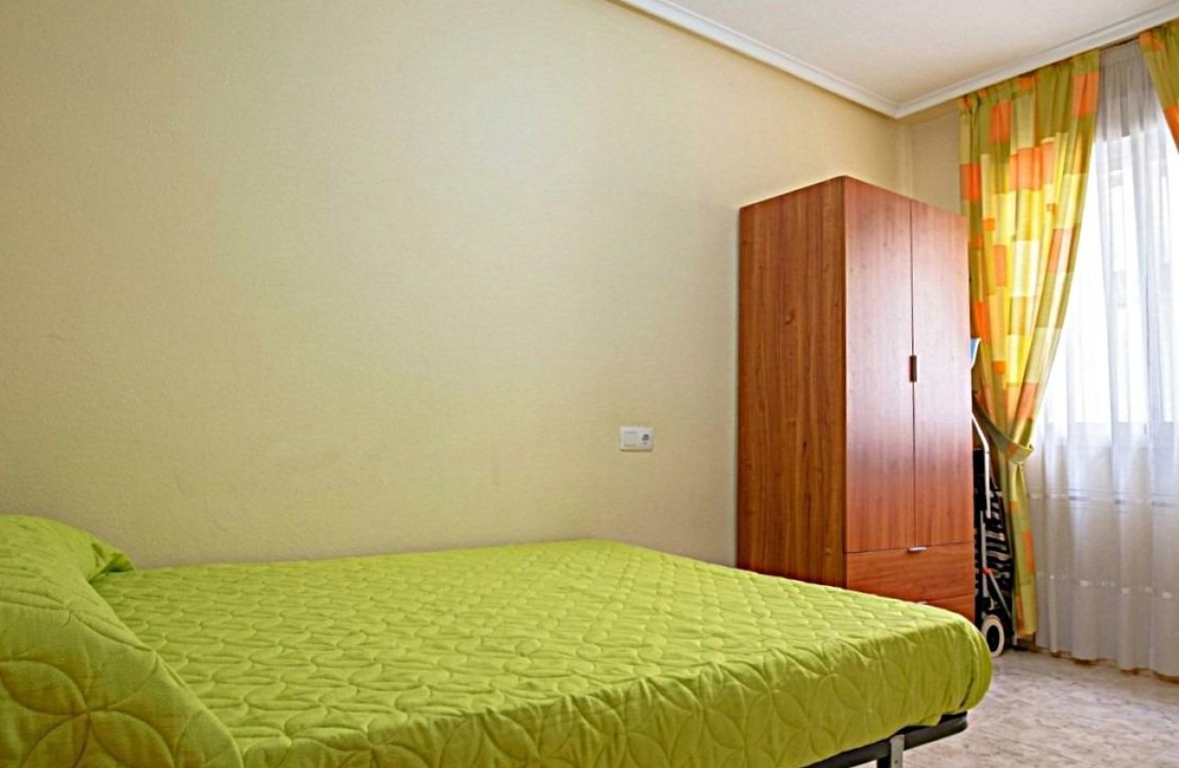 Revente - Appartement -
Torrevieja - Las Piscinas Naturales