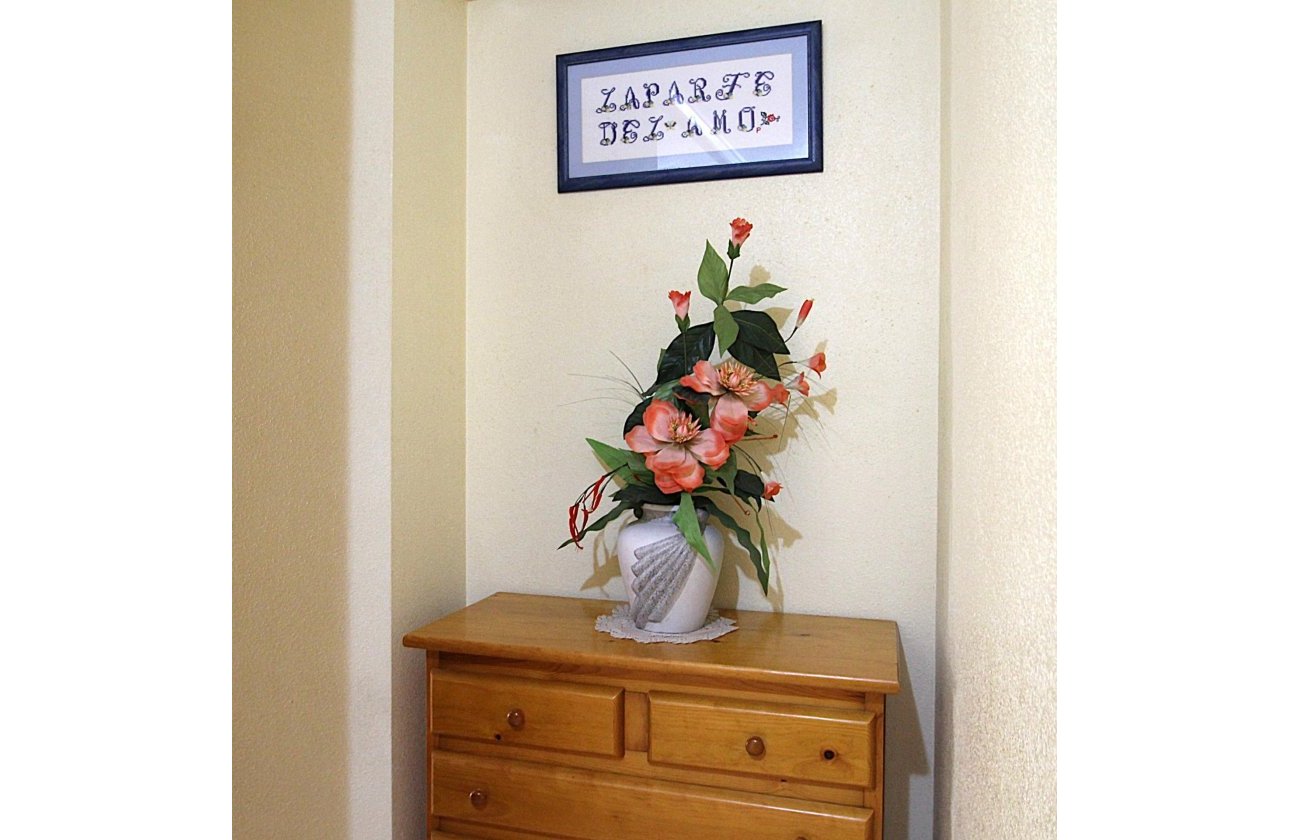 Revente - Appartement -
Torrevieja - Las Piscinas Naturales