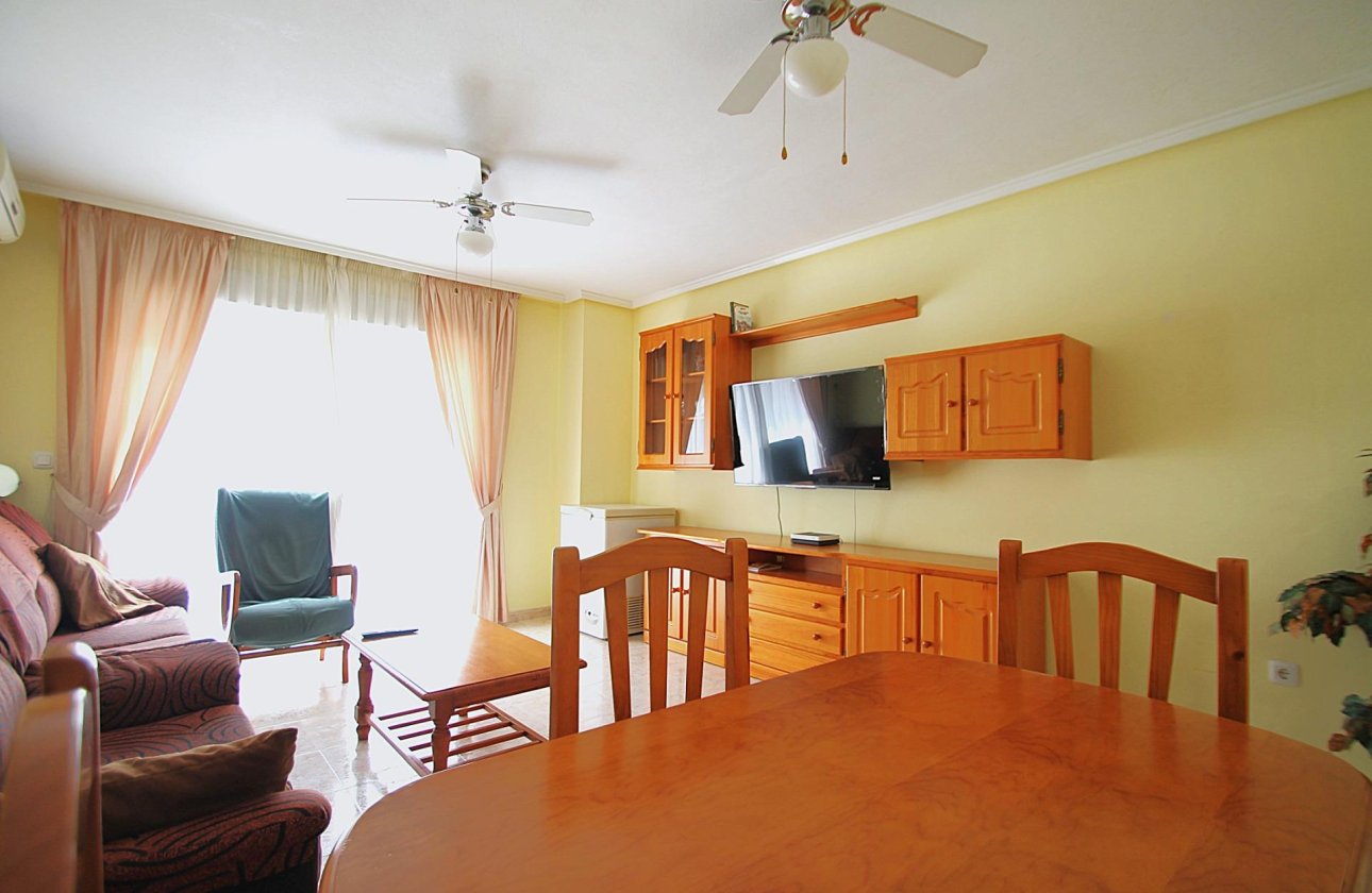 Revente - Appartement -
Torrevieja - Las Piscinas Naturales