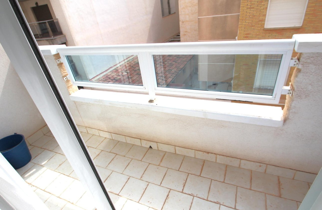 Revente - Appartement -
Torrevieja - Las Piscinas Naturales
