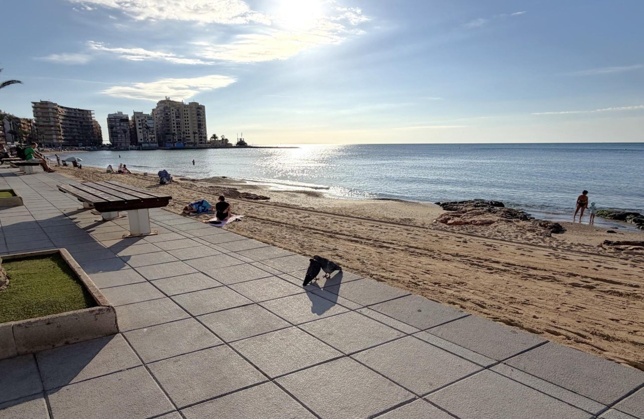 Revente - Appartement -
Torrevieja - Las Piscinas Naturales