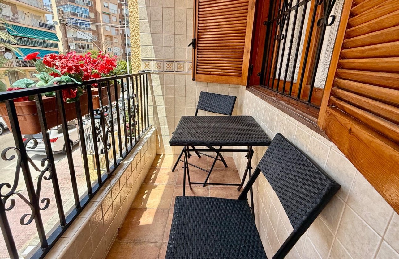 Revente - Appartement -
Torrevieja - Los Europeos