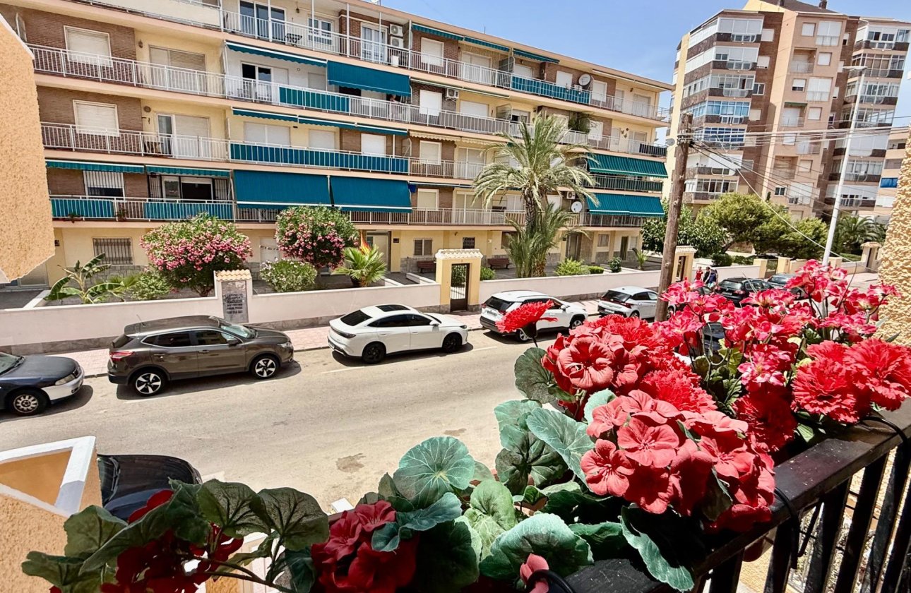 Revente - Appartement -
Torrevieja - Los Europeos