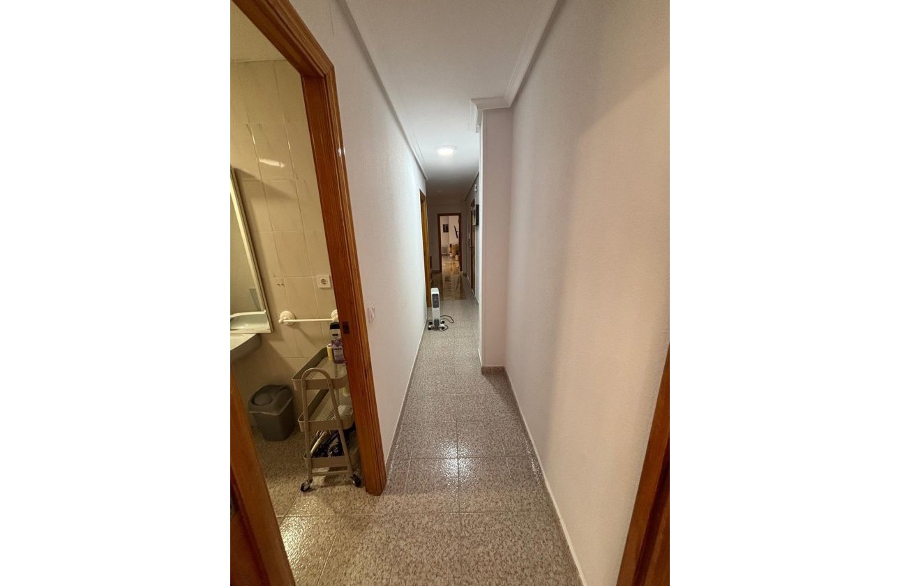 Revente - Appartement -
Torrevieja - Los Frutales