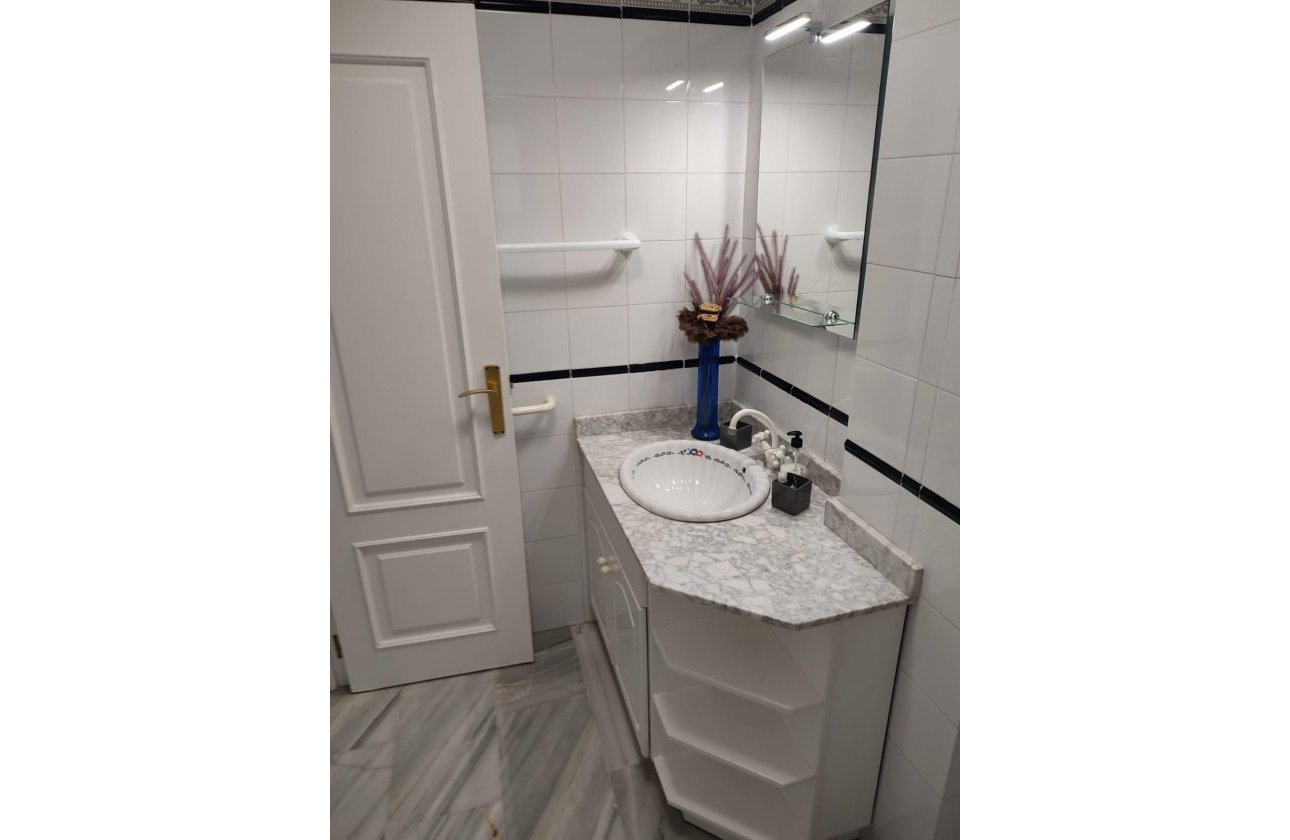 Revente - Appartement -
Torrevieja - Los Frutales