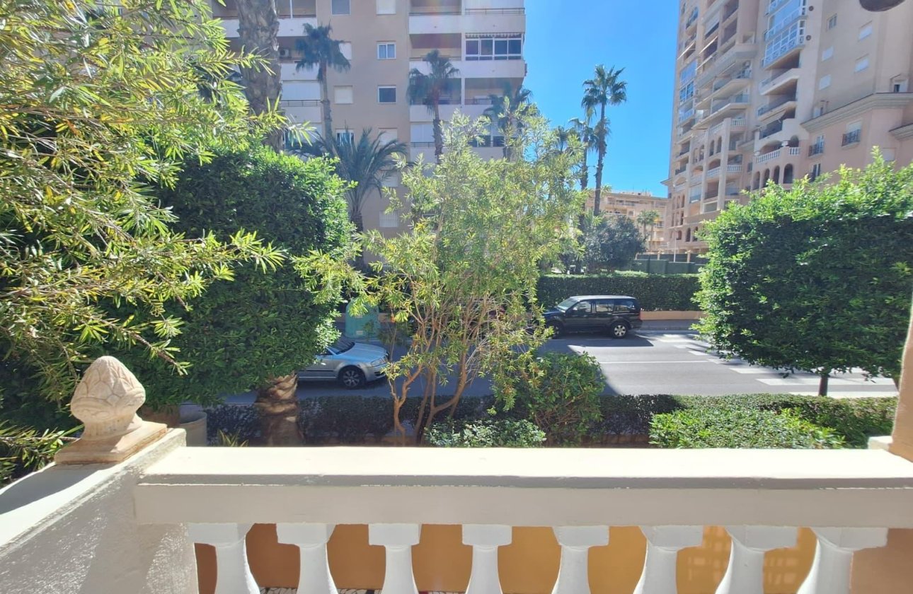 Revente - Appartement -
Torrevieja - Los Frutales