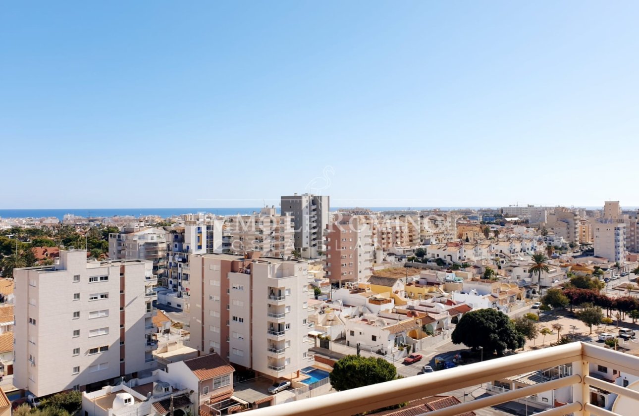 Revente - Appartement -
Torrevieja - Nueva Torrevieja - Aguas Nuevas