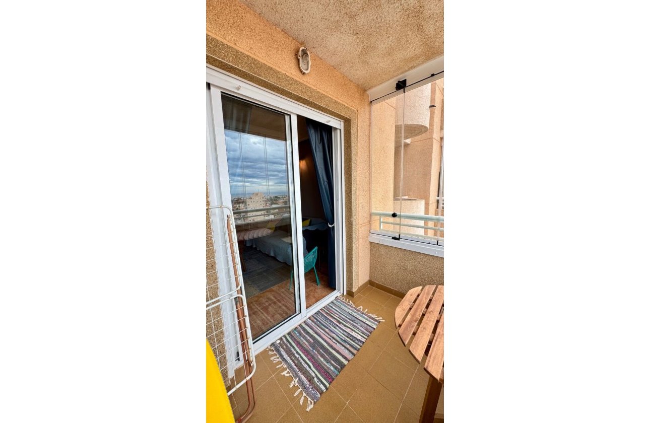 Revente - Appartement -
Torrevieja - Nueva Torrevieja - Aguas Nuevas