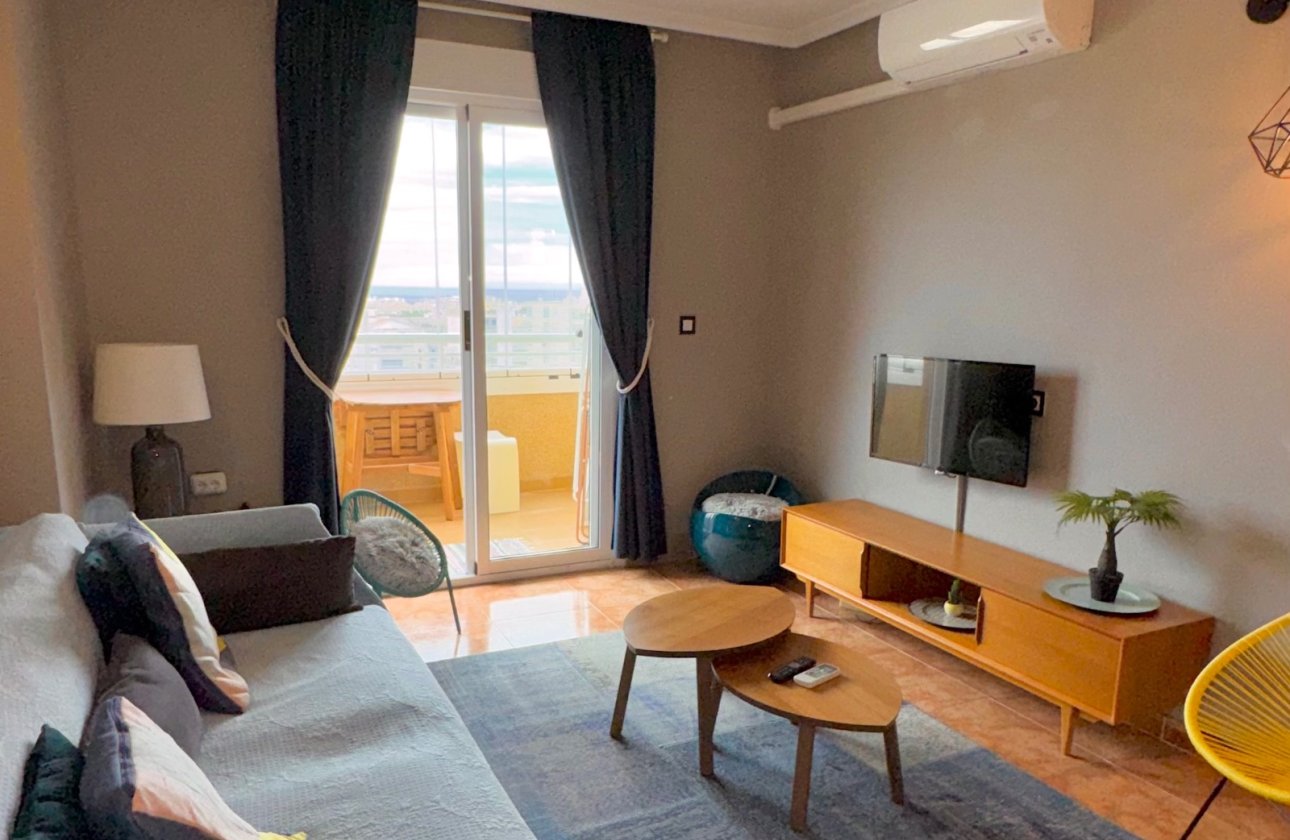 Revente - Appartement -
Torrevieja - Nueva Torrevieja - Aguas Nuevas