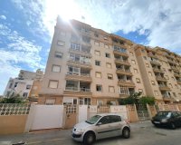 Revente - Appartement -
Torrevieja - Nueva Torrevieja
