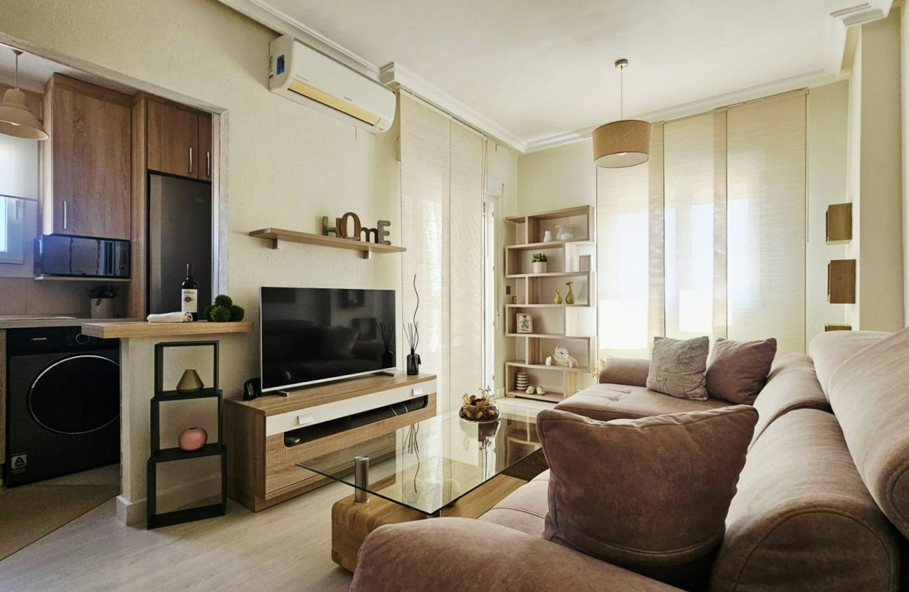 Revente - Appartement -
Torrevieja - Nueva Torrevieja