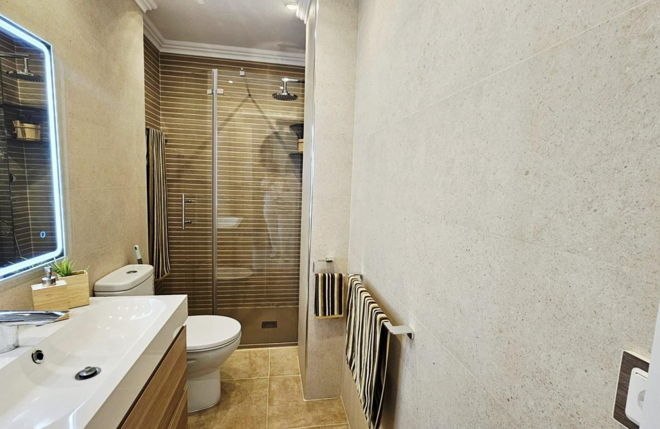 Revente - Appartement -
Torrevieja - Nueva Torrevieja