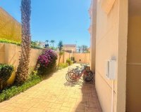 Revente - Appartement -
Torrevieja - Nueva Torrevieja
