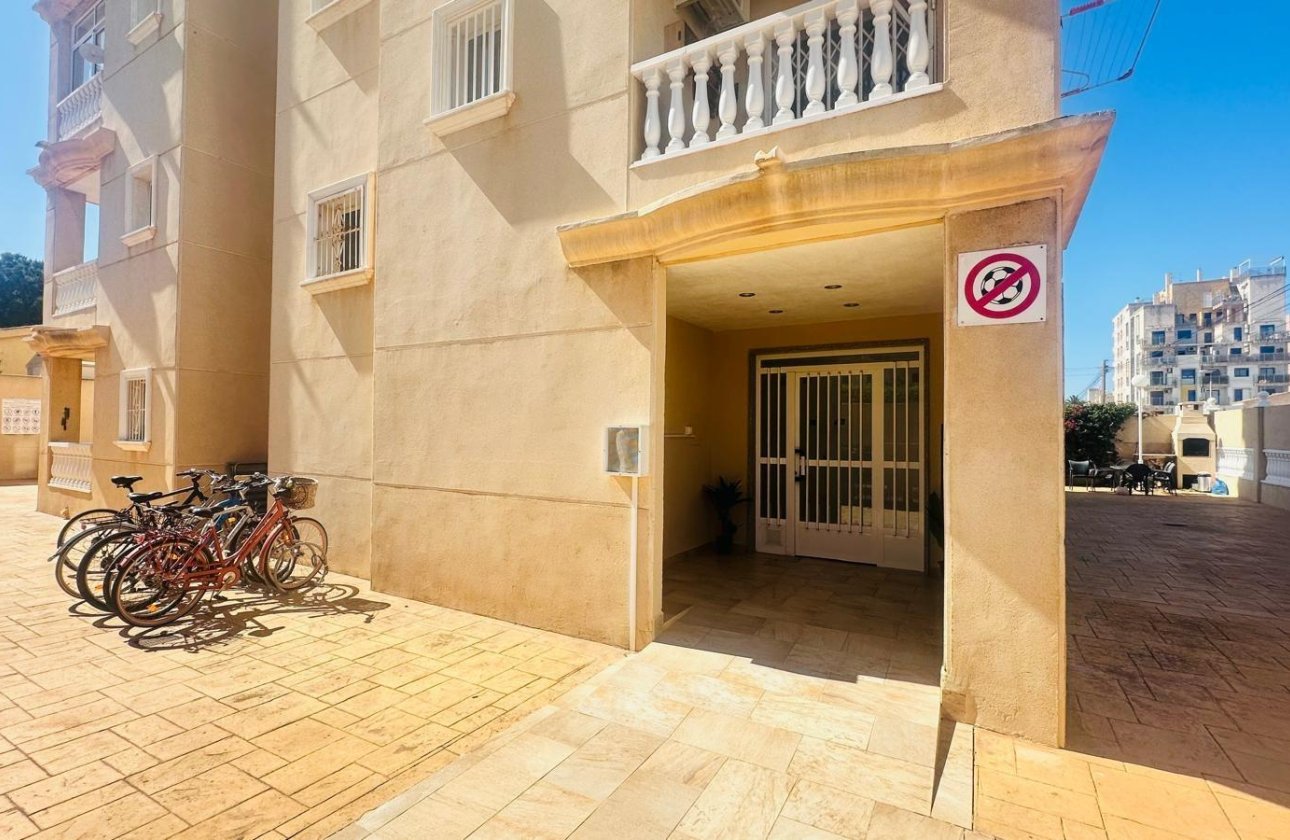 Revente - Appartement -
Torrevieja - Nueva Torrevieja