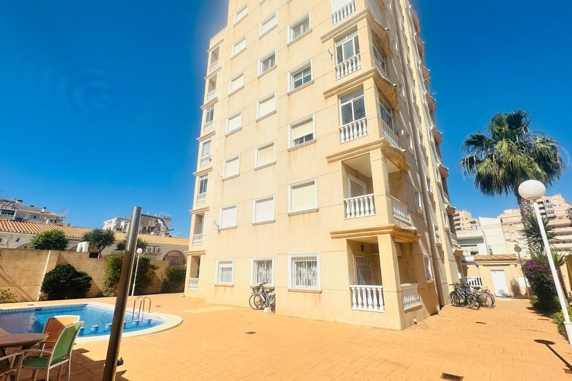 Revente - Appartement -
Torrevieja - Nueva Torrevieja