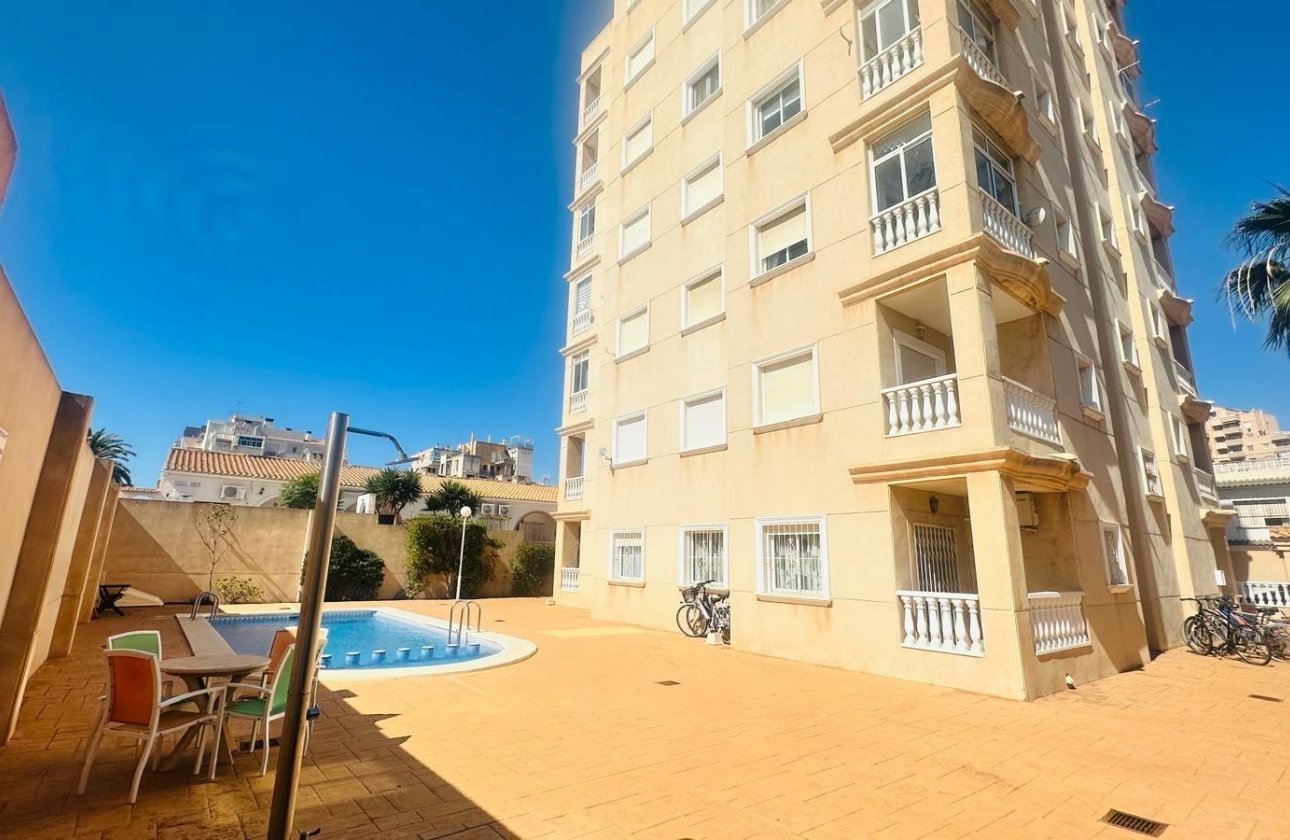 Revente - Appartement -
Torrevieja - Nueva Torrevieja