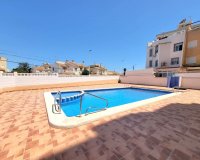 Revente - Appartement -
Torrevieja - Nueva Torrevieja